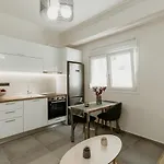 Urban Elegance In 4* Θεσσαλονίκη