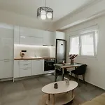 Urban Elegance In 4*