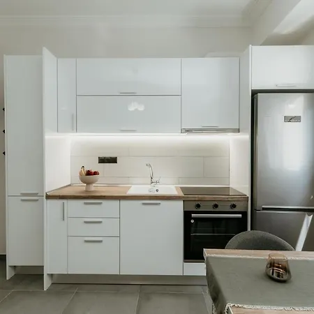 Gasthof Urban Elegance In Thessaloniki